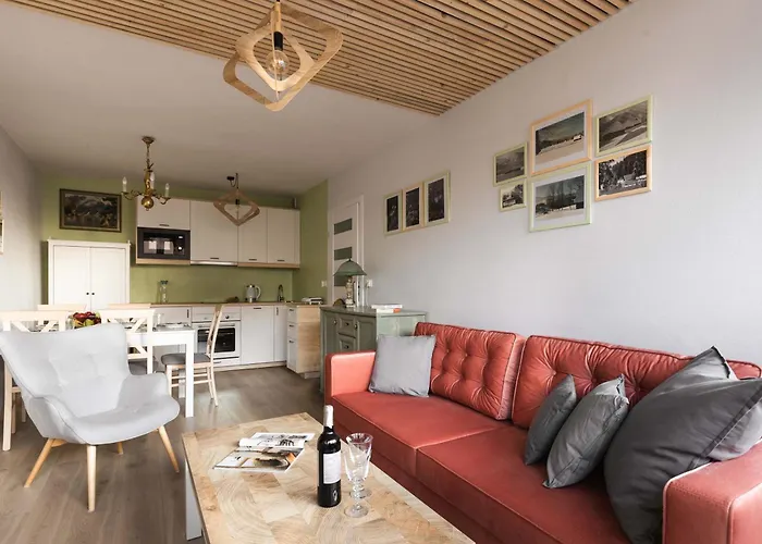 Mira Centrum Apartment *